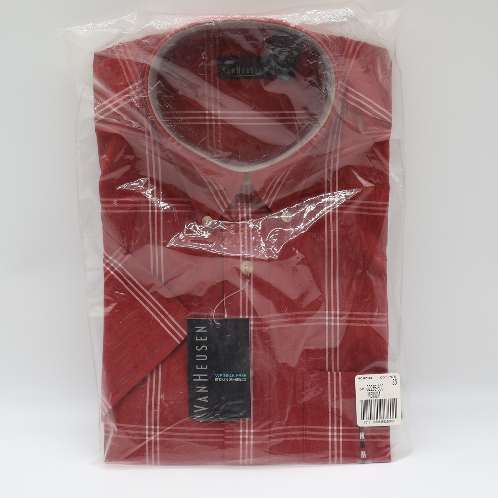 Van Heusen Shirt Mens Medium Red Plaid Short Sleeve Wrinkle Free Stain Shield